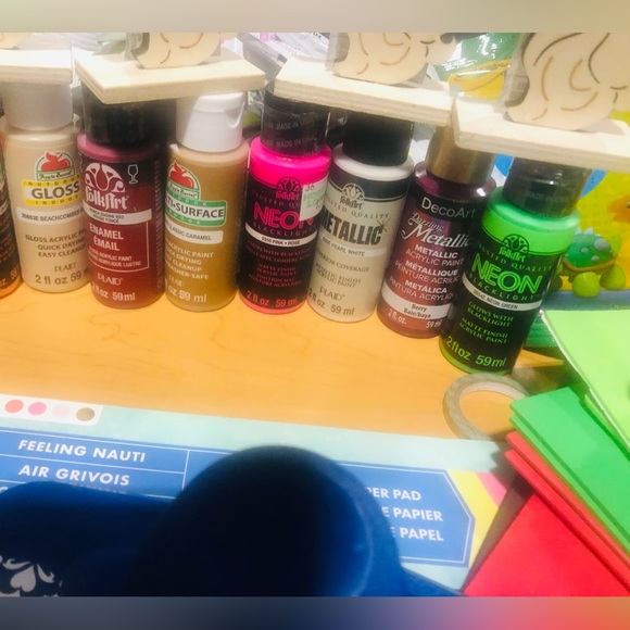 HUGE RANDOM CRAFTI LOT! - Picture 11 of 13